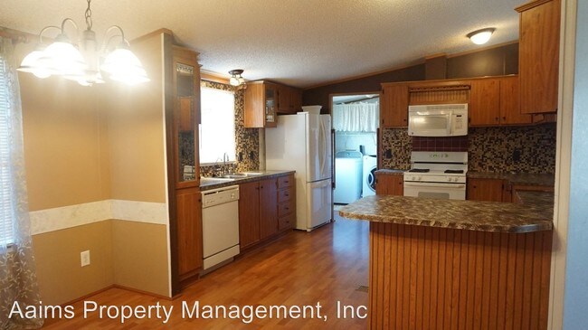 Building Photo - 410 Scarbro Ln