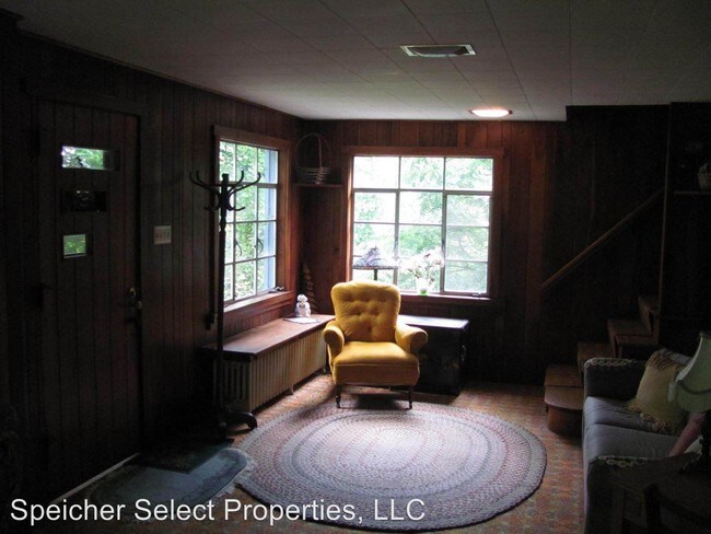 Building Photo - 208 Old Orchard Way