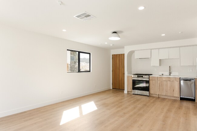 Building Photo - 2845 Marsh St