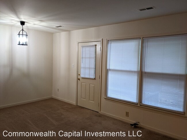 Building Photo - 3 br, 1.5 bath House - 1520 Kemper St.