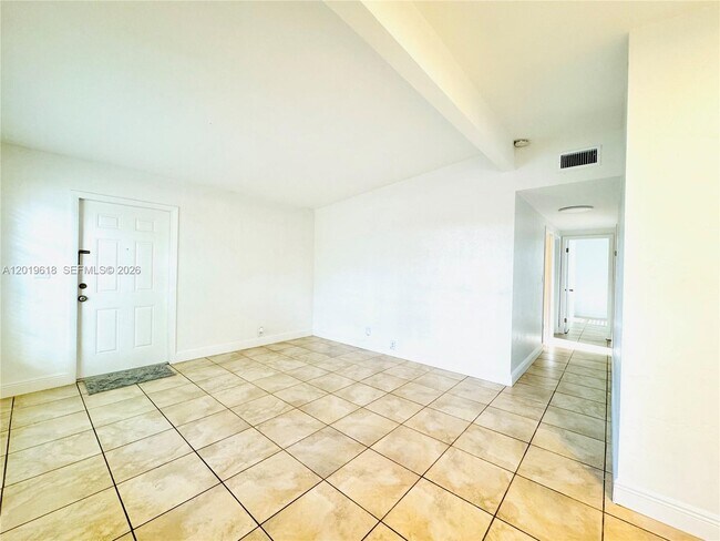 Foto del edificio - 3370 Frow Ave