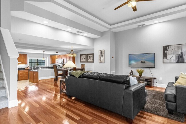 Foto del edificio - 14525 Damai Ln