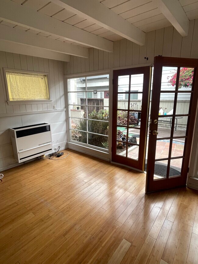 Foto del edificio - 1415 Bonnie Brae St