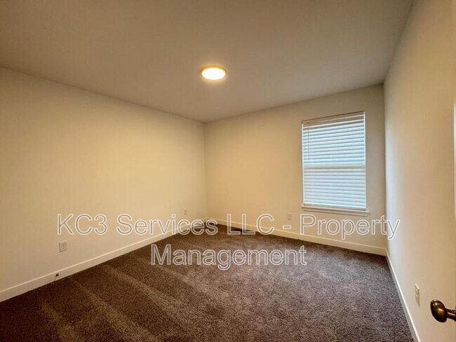 Foto del edificio - 3722 SW Knoxville Ct