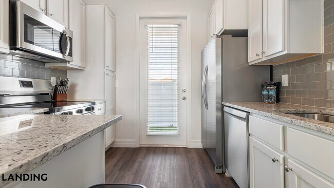 Foto del edificio - 8925 Livigno Wy