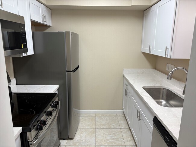 Foto del edificio - 4645 Wild Indigo St