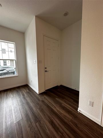 Foto del edificio - 9939 Hennings St