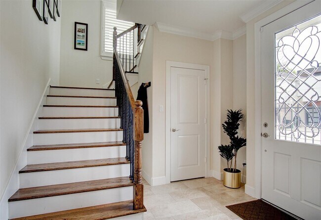 Foto del edificio - 4314 Gibson St