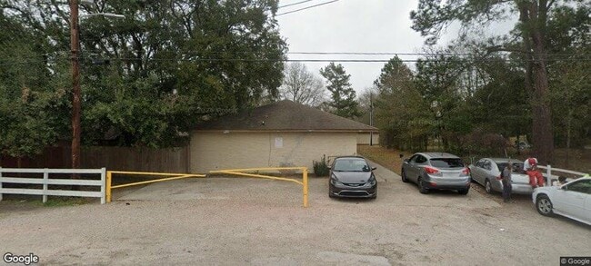 Photo - 8360 Alabama Ave (Gulfport, MS) Apartment