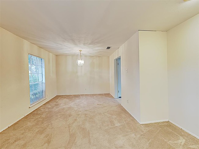 Building Photo - 1820 Castille Dr