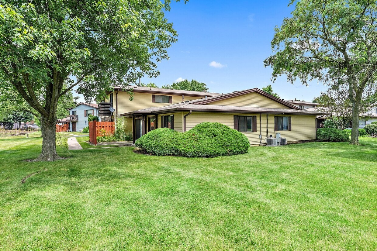 Foto principal - 1555 Perry Ct