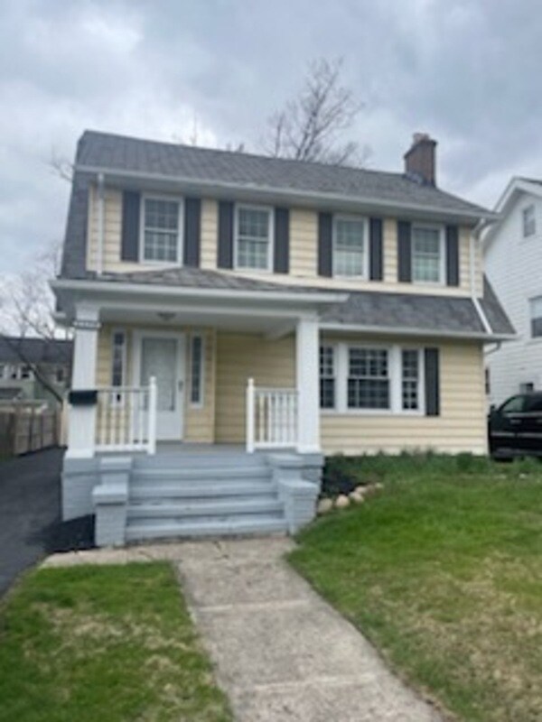 Primary Photo - 3379 Cedarbrook Rd