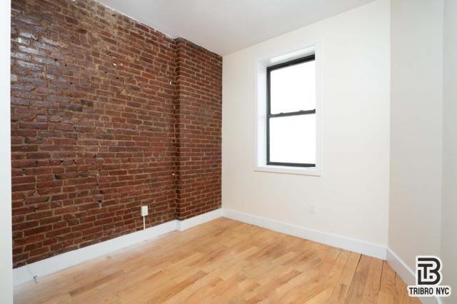 Foto del edificio - 4 bedroom in Brooklyn NY 11226