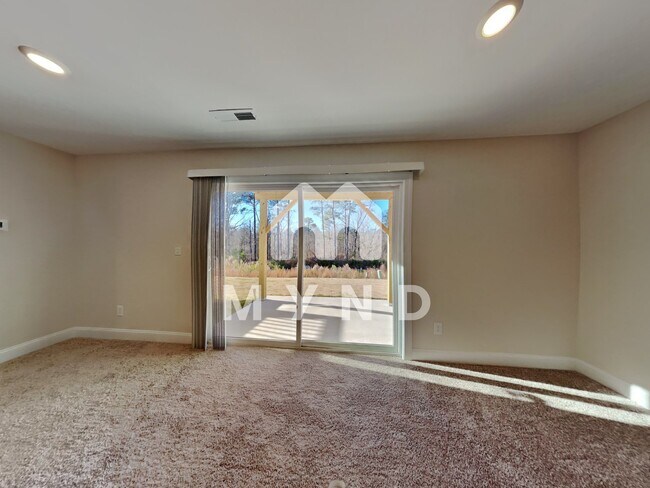 Building Photo - 5225 Deep Channel Dr