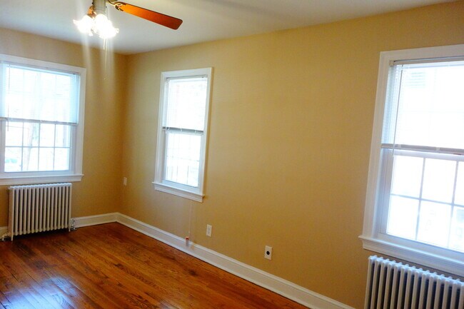 Foto del edificio - 8401 Greenwood Ave