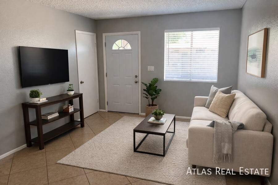 Building Photo - 1045 E University Dr