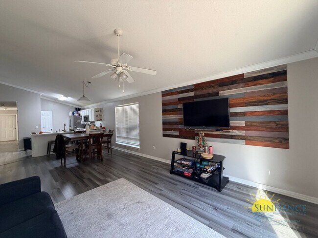 Foto del edificio - Charming 3 Bedrooms Home in Shalimar!