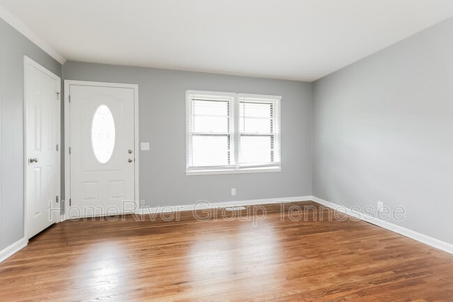 Building Photo - 412 Tampa Dr