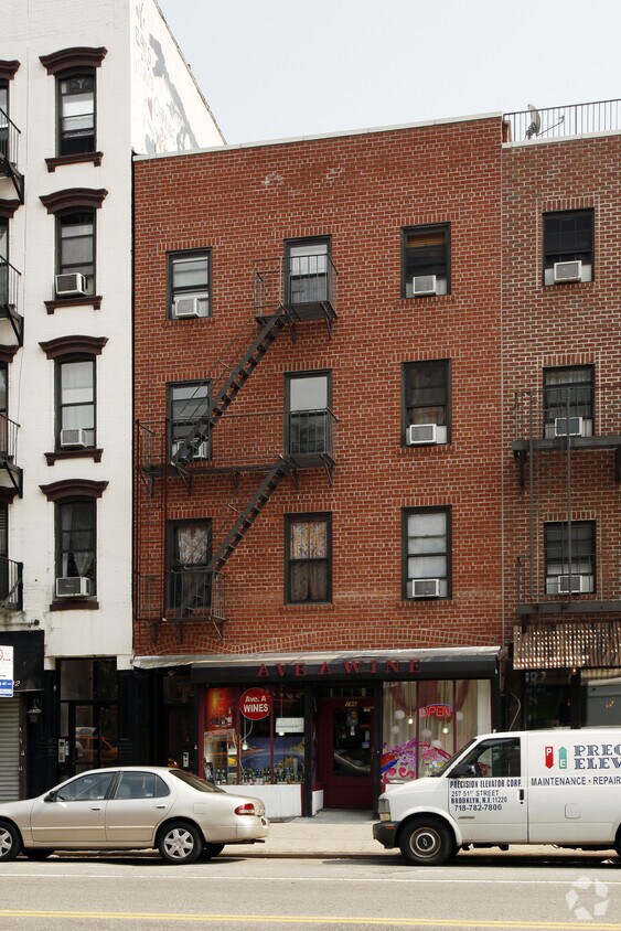 Primary Photo - 196 Avenue A