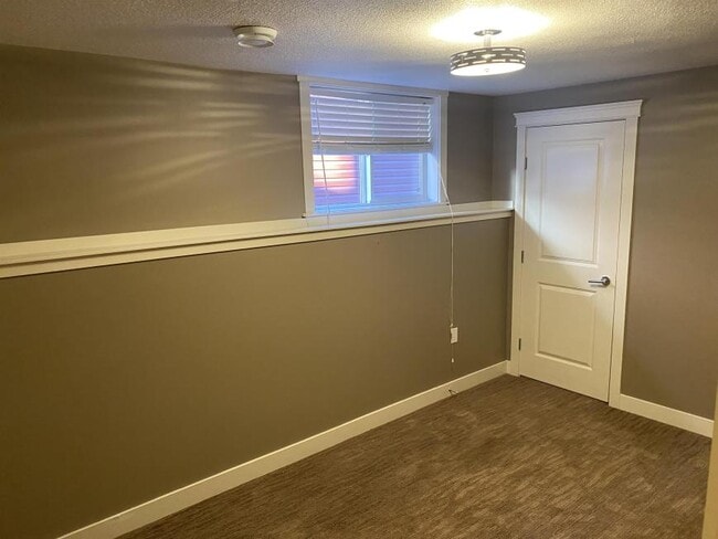 Building Photo - 2 bedroom in Grande Prairie AB T8V 4A7