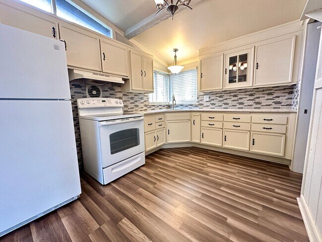 Foto del edificio - 3112 Delaney St