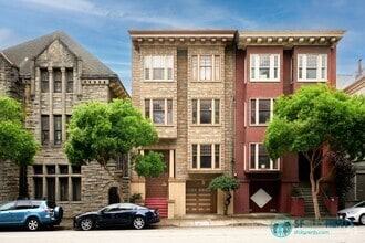 Building Photo - 1329 Oak St