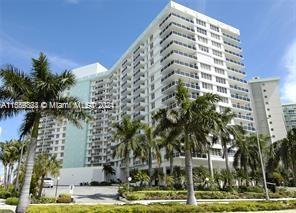 Building Photo - 3725 S Ocean Dr