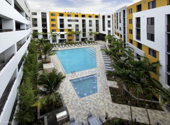 Foto del edificio - 8800 NW 36th St