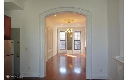 Interior Photo - 627 St. Marks Ave