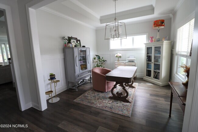 Foto del edificio - 3703 Spicetree Dr