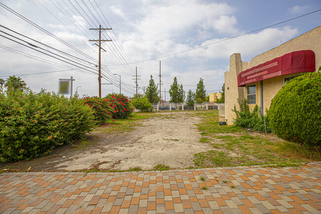 Foto del edificio - 11921 Saticoy St