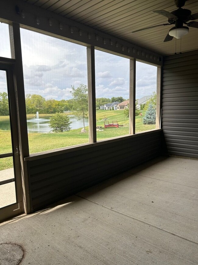 Building Photo - 4220 Hayloft Dr
