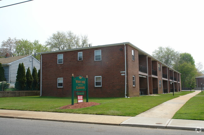 Building Photo - West End Gardens