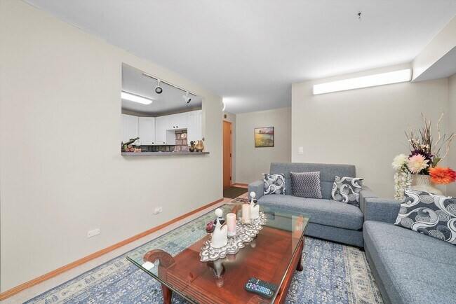 Foto del edificio - 1460 Fairlane Dr