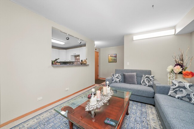 Building Photo - 1460 Fairlane Dr