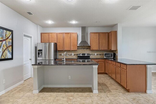 Foto del edificio - 6041 Town Center Blvd