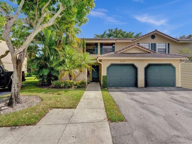 Building Photo - 9113 Vineyard Lake Dr