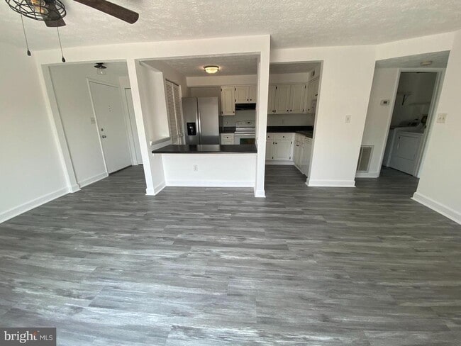 Building Photo - 3500 Lochearn Ct