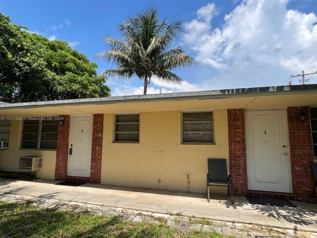 Foto del edificio - 4841 SW 45th Ave