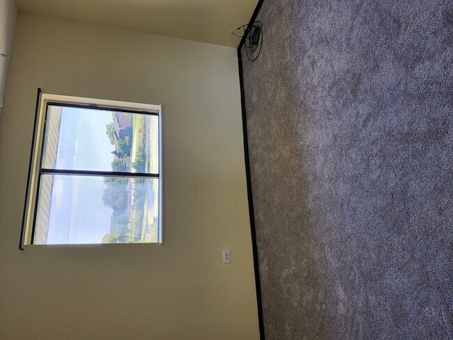 Building Photo - 15339 West Ave