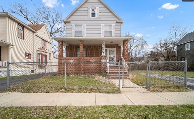 Building Photo - 1433 E 112th St