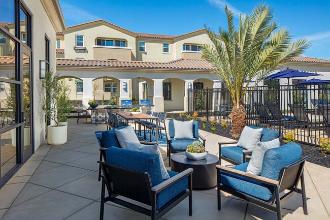 Building Photo - Aviara at Mountain House