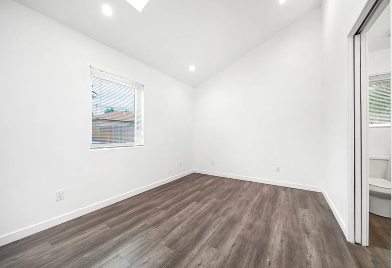 Foto del edificio - 554 N Cambridge St