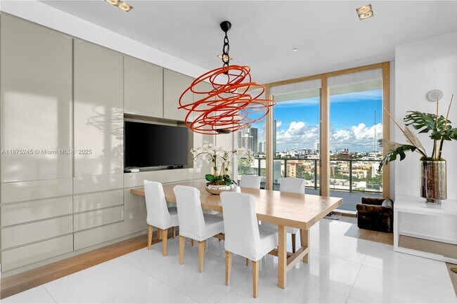 Foto del edificio - 800 South Pointe Dr
