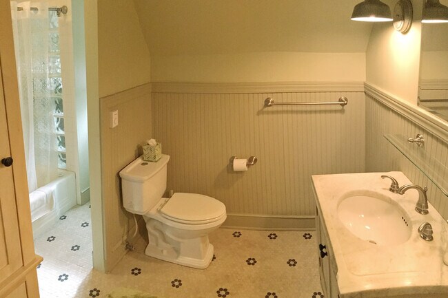 Bathroom - 827 N. Highland Ave.