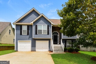 Building Photo - 261 Augusta Woods Dr