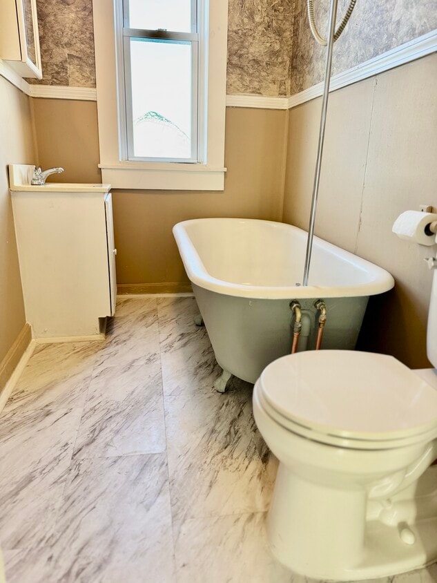 Bathroom - 320 State St
