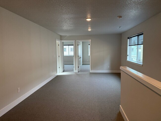 Foto del edificio - 9814 NE 29th Ave