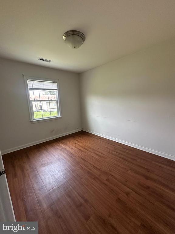 Foto del edificio - 5310 Harbor Ct