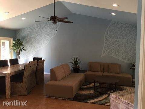 Foto principal - 8615 Rockwood Ln